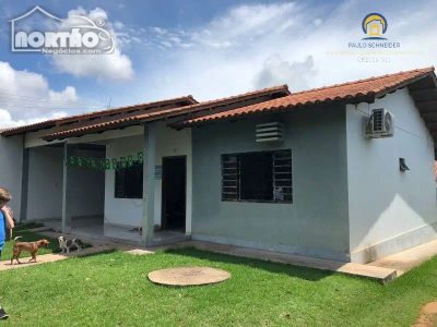 Casa, 4 quartos, 130 m² - Foto 1