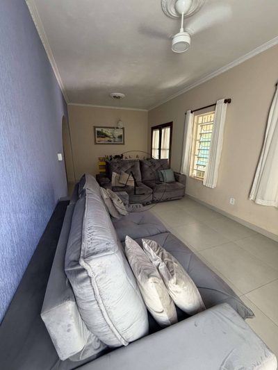 Casa, 3 quartos - Foto 2