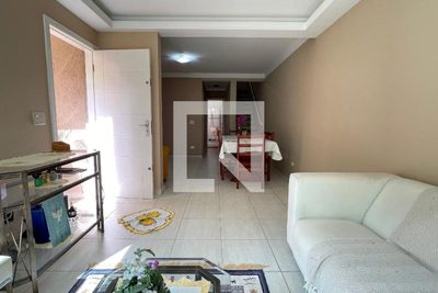Casa, 3 quartos, 250 m² - Foto 4
