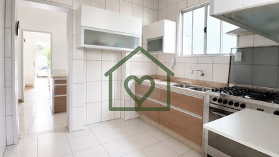 Casa, 3 quartos, 270 m² - Foto 4