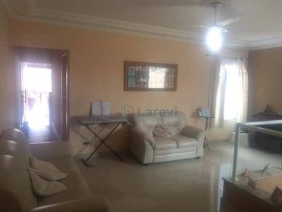 Casa, 2 quartos, 234 m² - Foto 1