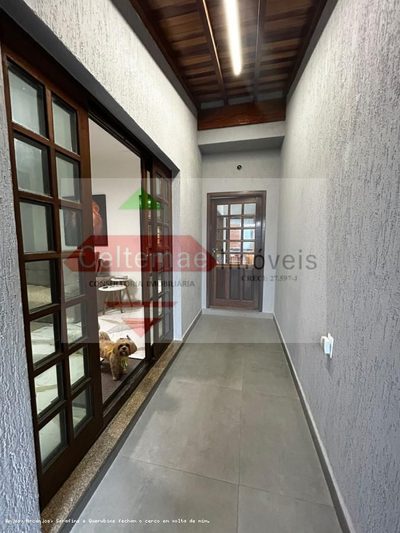 Casa, 3 quartos, 195 m² - Foto 2