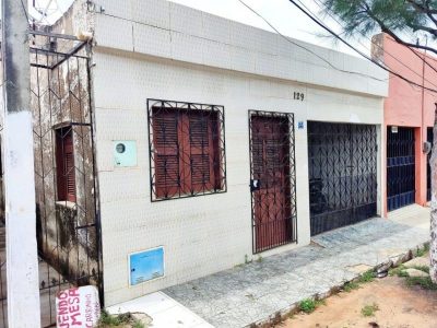 Casa, 2 quartos, 400 m² - Foto 1