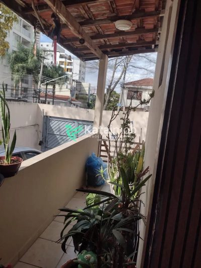 Casa, 4 quartos, 236 m² - Foto 1