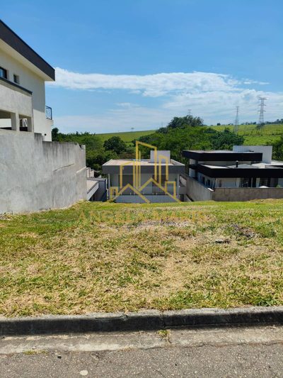 Terreno, 300 m² - Foto 1