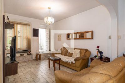 Casa, 3 quartos, 232 m² - Foto 4