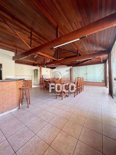 Chácara, 3 quartos, 1080 m² - Foto 4