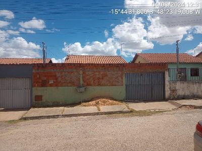 Casa, 2 quartos, 185 m² - Foto 1