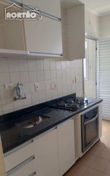 Casa, 2 quartos, 50 m² - Foto 1