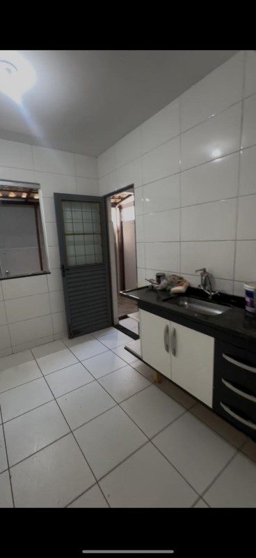 Casa, 2 quartos, 200 m² - Foto 2