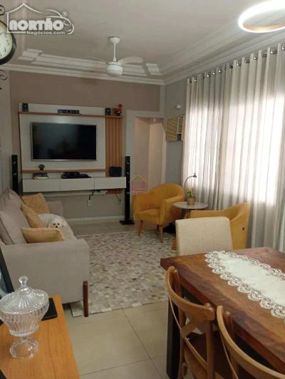Casa, 3 quartos, 214 m² - Foto 3