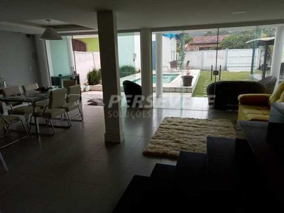 Casa, 3 quartos, 235 m² - Foto 3