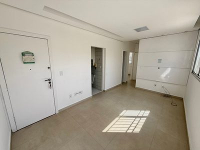 Apartamento, 2 quartos, 60 m² - Foto 1