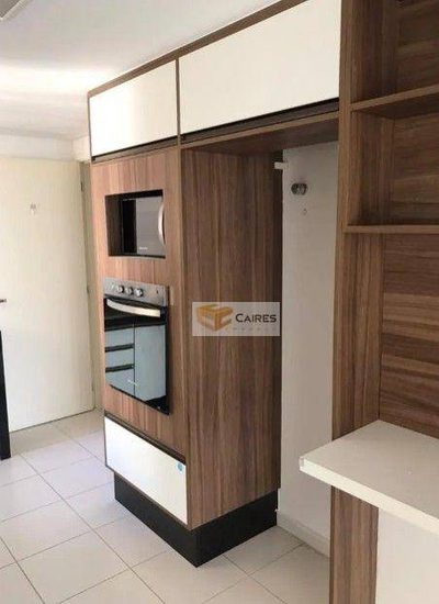 Apartamento, 3 quartos, 132 m² - Foto 2