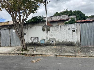 Casa, 2 quartos, 141 m² - Foto 1