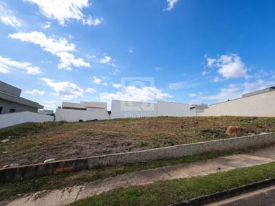 Terreno, 300 m² - Foto 1