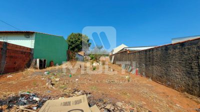 Terreno, 300 m² - Foto 1