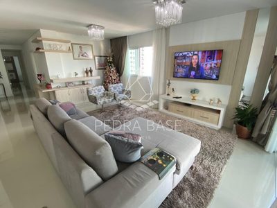 Apartamento, 3 quartos, 142 m² - Foto 1