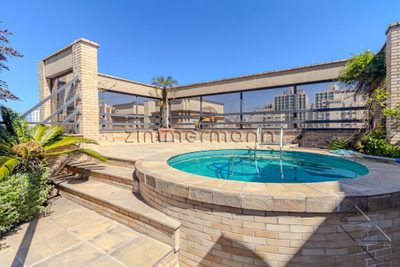 Cobertura, 3 quartos, 246 m² - Foto 1