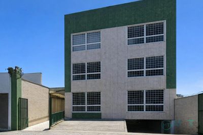 Sala-Conjunto, 1300 m² - Foto 1