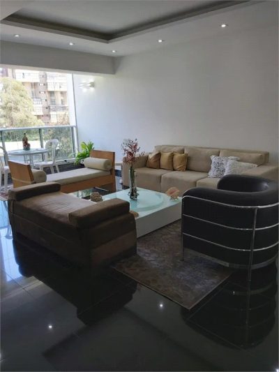 Apartamento, 3 quartos, 130 m² - Foto 1