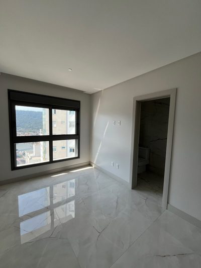 Apartamento, 4 quartos, 195 m² - Foto 2