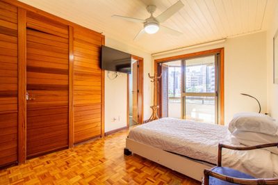 Cobertura, 3 quartos, 285 m² - Foto 2