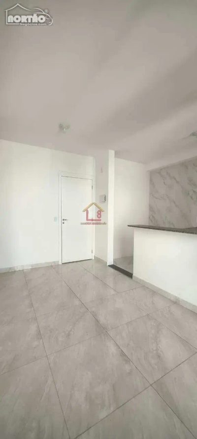 Casa, 3 quartos, 48 m² - Foto 2