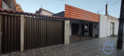 Casa, 3 quartos, 217 m² - Foto 1