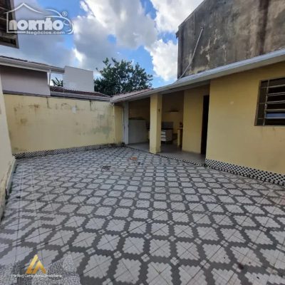 Casa, 4 quartos, 139 m² - Foto 1