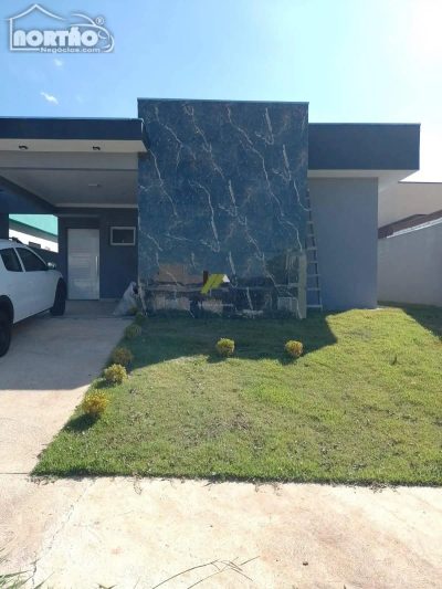 Casa, 5 quartos, 136 m² - Foto 3