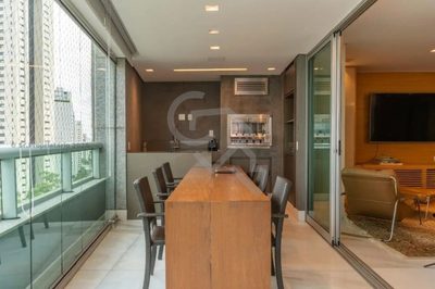 Apartamento, 4 quartos, 259 m² - Foto 2