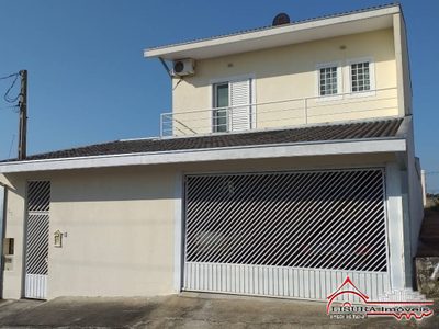 Casa, 3 quartos, 165 m² - Foto 1