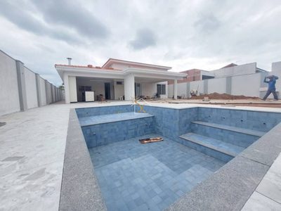 Casa, 3 quartos, 296 m² - Foto 1