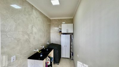 Casa, 3 quartos, 236 m² - Foto 3