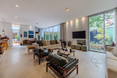 Casa, 4 quartos, 274 m² - Foto 1