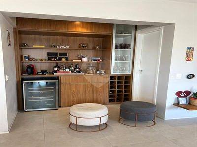 Apartamento, 3 quartos, 129 m² - Foto 2