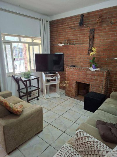 Sobrado, 5 quartos, 180 m² - Foto 1