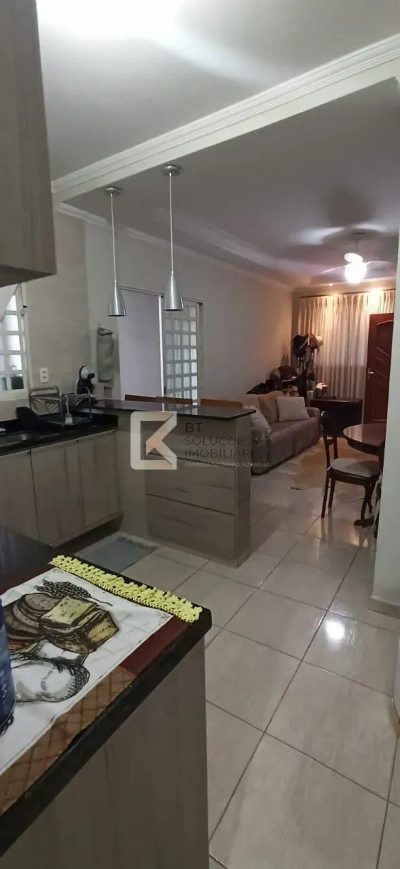 Casa, 2 quartos, 85 m² - Foto 1