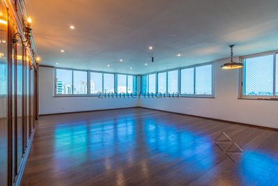 Apartamento, 4 quartos, 307 m² - Foto 1
