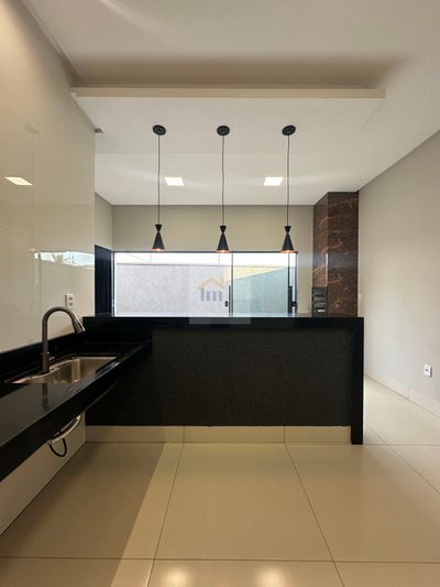 Casa, 3 quartos, 133 m² - Foto 2