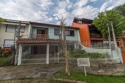 Casa, 4 quartos, 241 m² - Foto 3