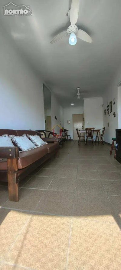 Casa, 3 quartos, 80 m² - Foto 2