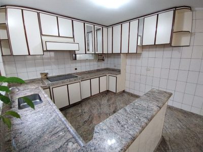 Sobrado, 3 quartos, 206 m² - Foto 2