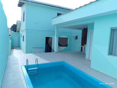 Casa, 3 quartos, 164 m² - Foto 1