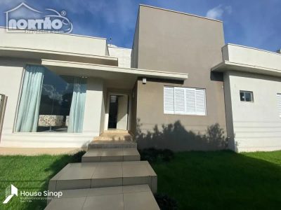 Casa, 3 quartos, 213 m² - Foto 2