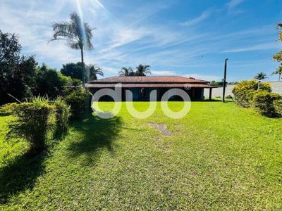 Casa, 3 quartos, 259 m² - Foto 1