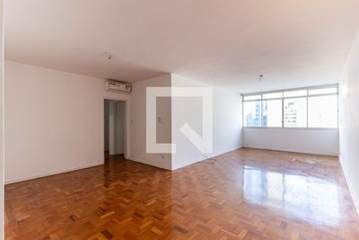 Apartamento, 3 quartos, 188 m² - Foto 1