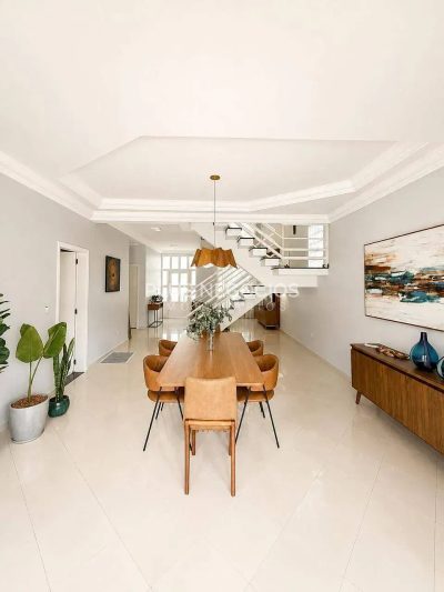 Casa, 4 quartos, 360 m² - Foto 1