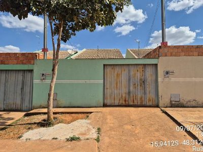 Casa, 2 quartos, 180 m² - Foto 1